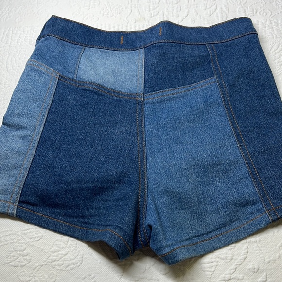 ⭐️Free People Patchwork denim short Shorts size 25 - Picture 4 of 12